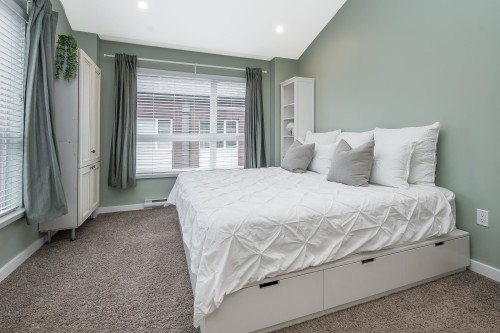 4-22388 124 Avenue, Maple Ridge, BC 