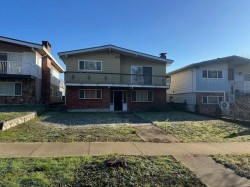 7766 Kerr Street  Vancouver, BC V5S 3E6