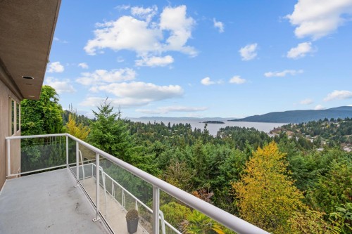 5532 Westhaven Road, West Vancouver, BC 