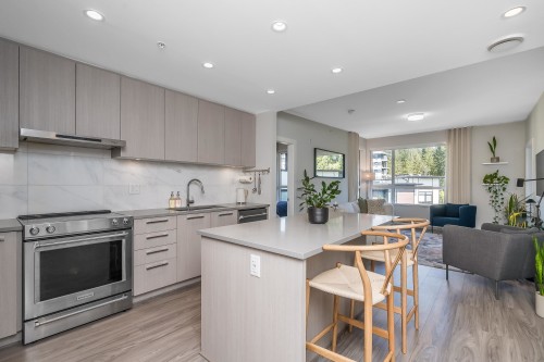 508-6438 Byrnepark Drive, Burnaby, BC 