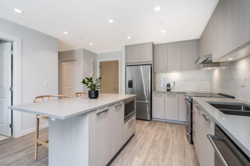 508-6438 Byrnepark Drive, Burnaby, BC 