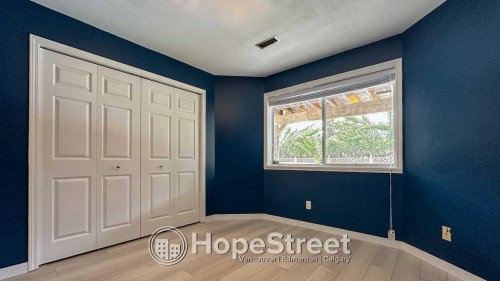 2451 Mowat Place, North Vancouver, BC 