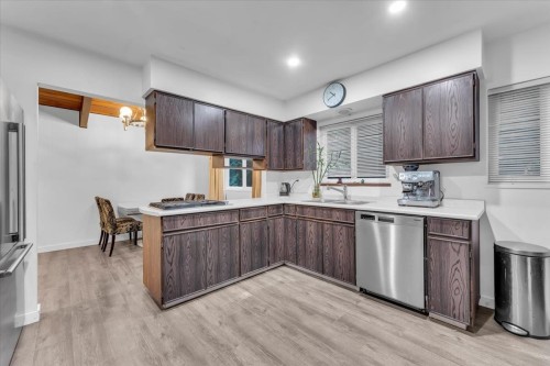 1707 Dempsey Road, North Vancouver, BC 