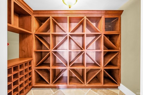 4668 Clovelly Walk, West Vancouver, BC 