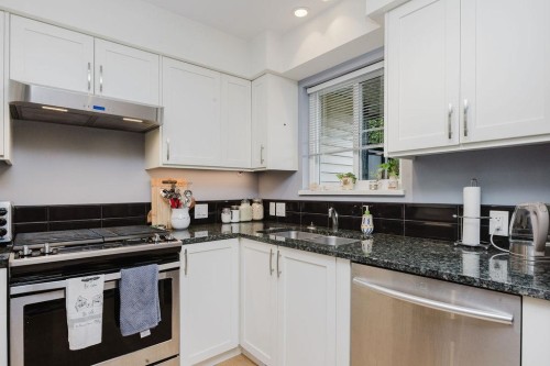 23-689 Park Road, Gibsons, BC 