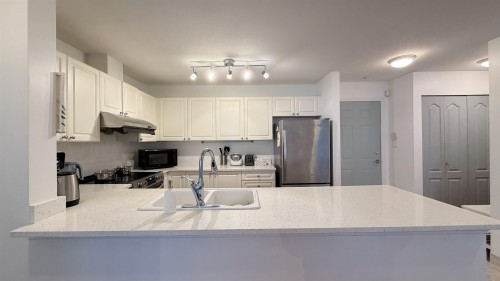 236-5880 Dover Crescent, Richmond, BC 