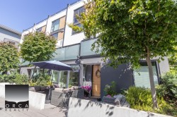 103-649 3rd Street  North Vancouver, BC V7L 1G6