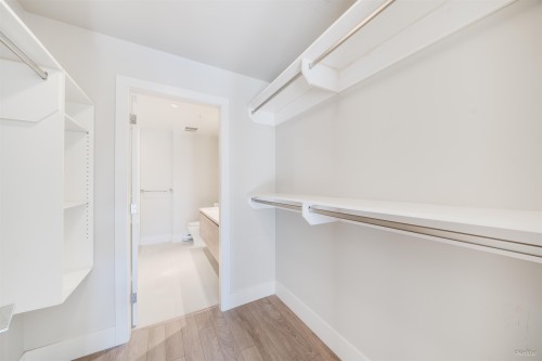 111-3606 Aldercrest Drive, North Vancouver, BC 