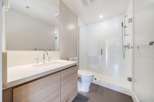 111-3606 Aldercrest Drive, North Vancouver, BC 