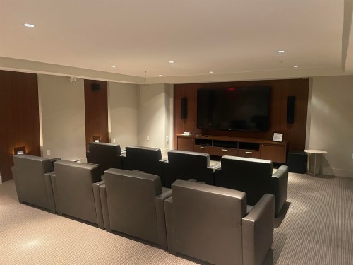 111-3606 Aldercrest Drive, North Vancouver, BC 