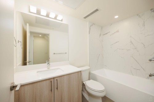 8-6929 Balmoral Street, Burnaby, BC 