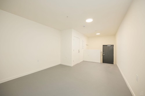 8-6929 Balmoral Street, Burnaby, BC 