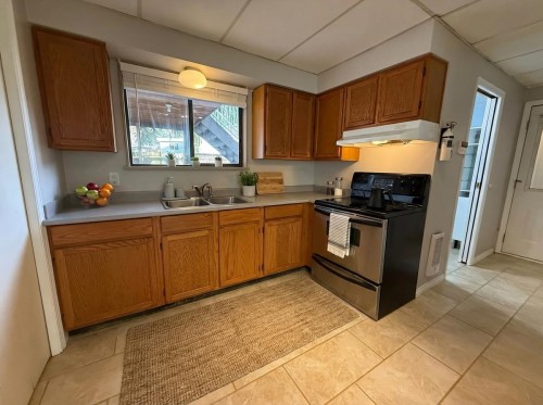 1212 Parkwood Place, Squamish, BC 