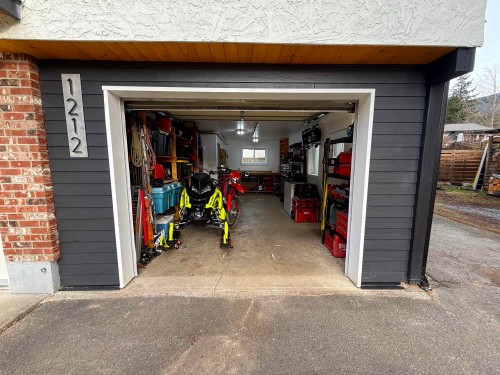 1212 Parkwood Place, Squamish, BC 