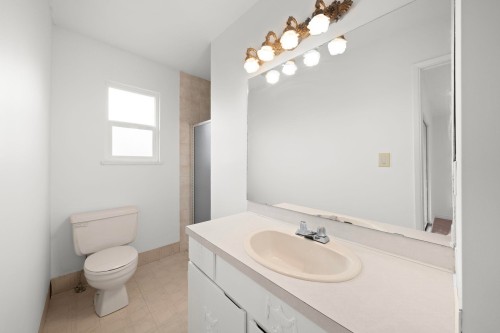 1140 Lansdowne Drive, Coquitlam, BC 