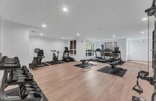 322-7133 14Th Avenue, Burnaby, BC 