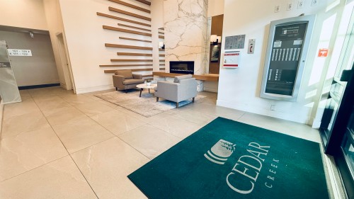 322-7133 14Th Avenue, Burnaby, BC 