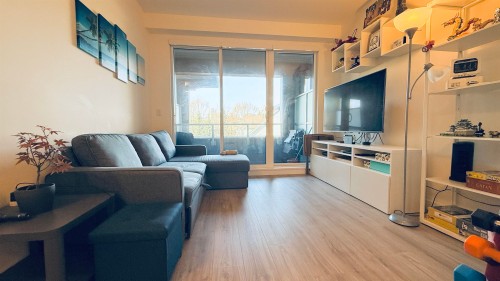 322-7133 14Th Avenue, Burnaby, BC 