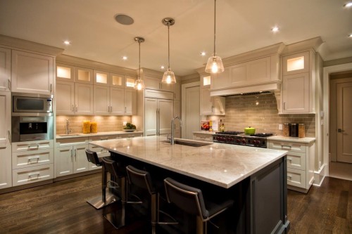 2920 Mathers Avenue, West Vancouver, BC 