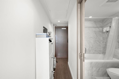 2304-89 Nelson Street, Vancouver, BC 