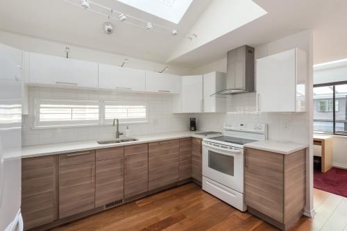 1915 Chesterfield Avenue, North Vancouver, BC 