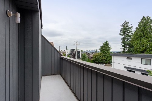 1915 Chesterfield Avenue, North Vancouver, BC 