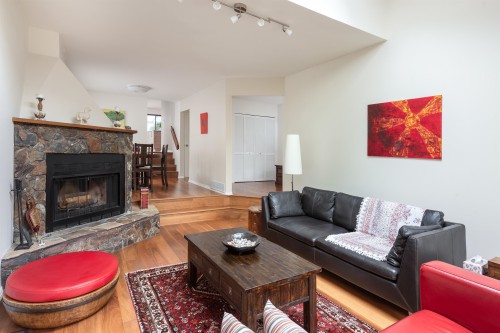 1915 Chesterfield Avenue, North Vancouver, BC 