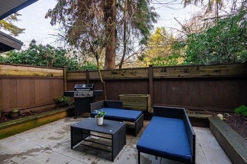 110-330 7Th Avenue E, Vancouver, BC 