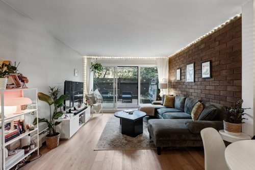 110-330 7Th Avenue E, Vancouver, BC 