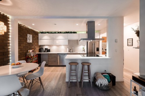 110-330 7Th Avenue E, Vancouver, BC 