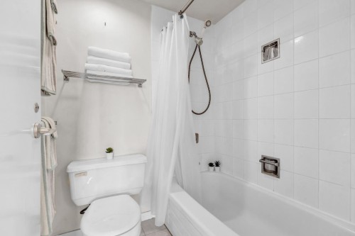 512-4900 Cartier Street, Vancouver, BC 