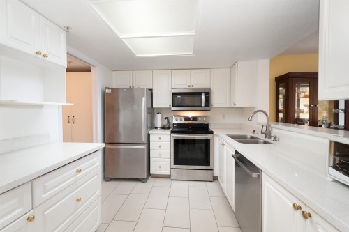 309-220 Newport Drive, Port Moody, BC 