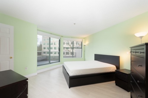 309-220 Newport Drive, Port Moody, BC 