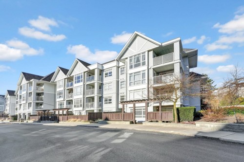 101-3142 St Johns Street, Port Moody, BC 