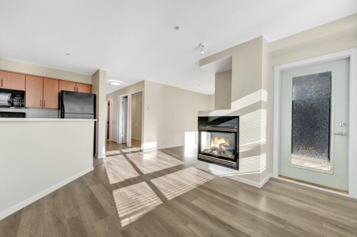 101-3142 St Johns Street, Port Moody, BC 