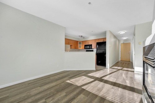 101-3142 St Johns Street, Port Moody, BC 