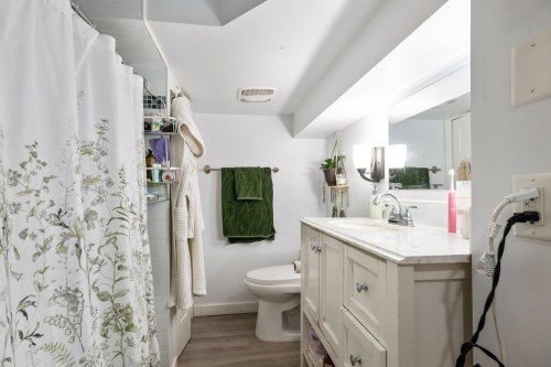 720 30Th Avenue E, Vancouver, BC 