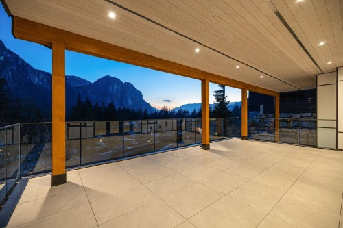 2216 Windsail Place, Squamish, BC 