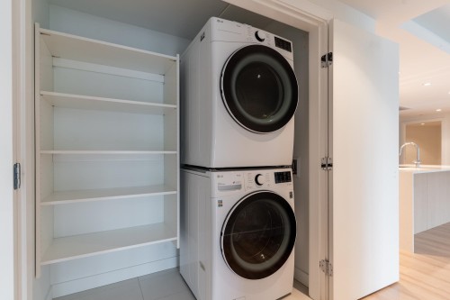 401-1500 Fern Street, North Vancouver, BC 