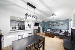 16-21550 Cherrington Avenue  Maple Ridge, BC V2X 8S7