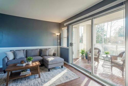 201-22722 Lougheed Highway, Maple Ridge, BC 