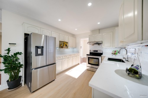 2941 Cord Avenue, Coquitlam, BC 