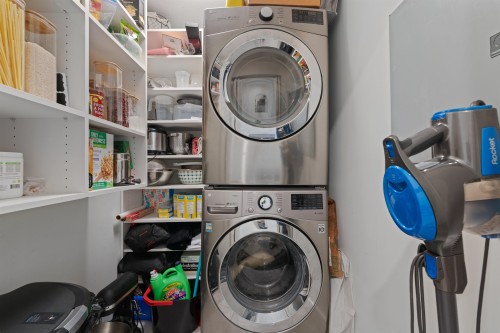 414-332 Lonsdale Avenue, North Vancouver, BC 