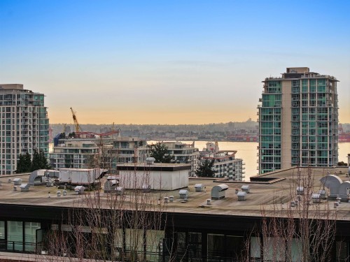414-332 Lonsdale Avenue, North Vancouver, BC 