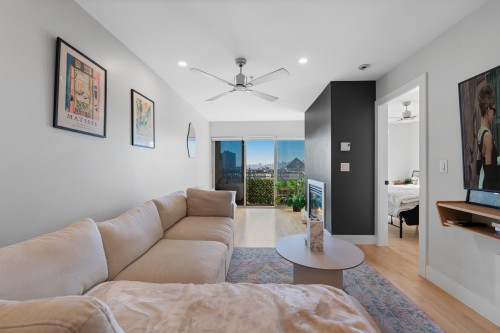 414-332 Lonsdale Avenue, North Vancouver, BC 