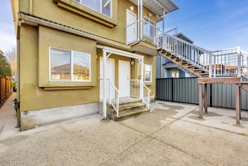 6586 Nanaimo Street, Vancouver, BC 