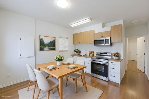 6586 Nanaimo Street, Vancouver, BC 