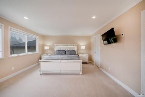 10320 Scotsdale Avenue, Richmond, BC 