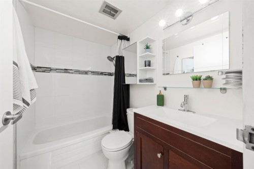 114-1545 E 2Nd Avenue, Vancouver, BC 