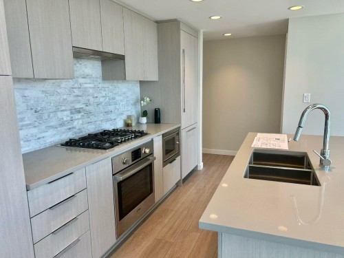 1506-1182 Westwood Street, Coquitlam, BC 